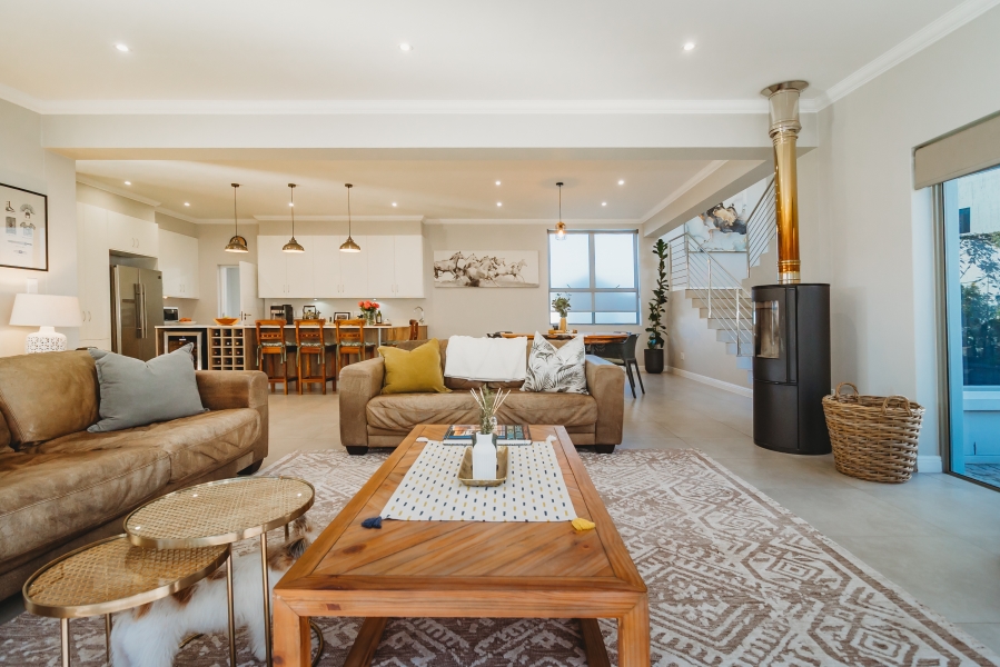 4 Bedroom Property for Sale in Kingswood Golf Estate Western Cape